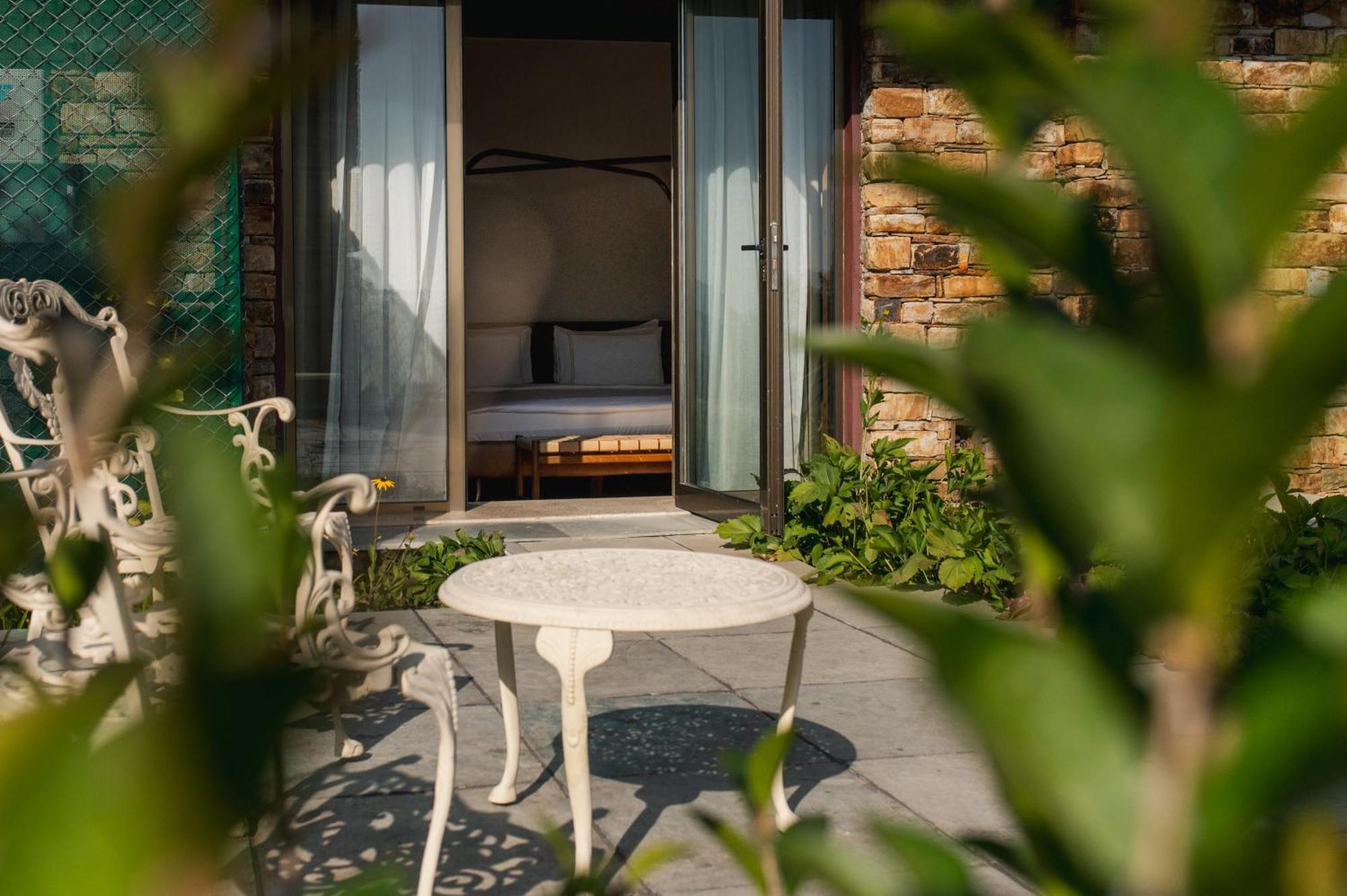 Brij Atmanya Bhowali, Nainital, A Luxury Mountain Escape Eksteriør billede