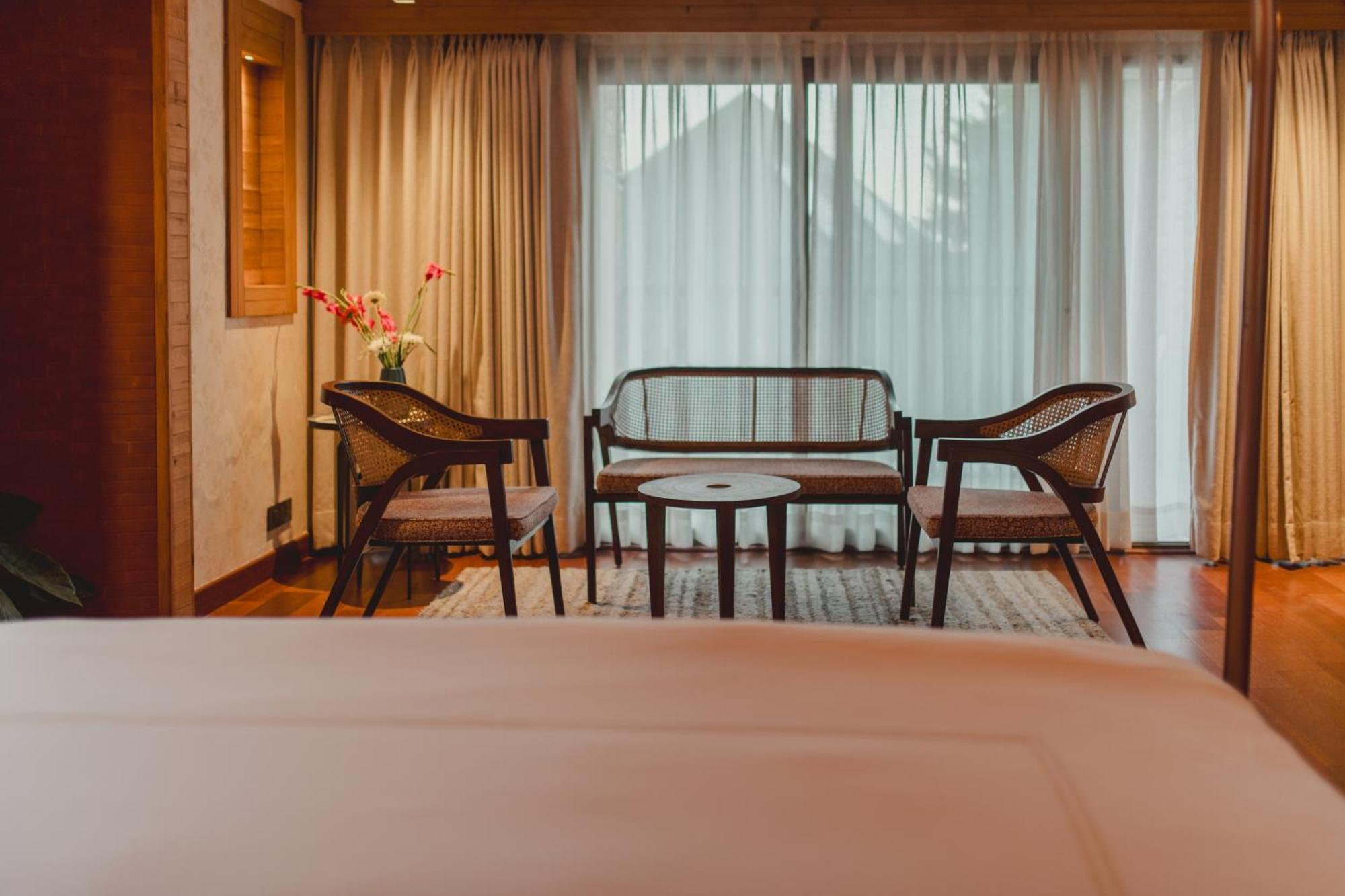 Brij Atmanya Bhowali, Nainital, A Luxury Mountain Escape Eksteriør billede